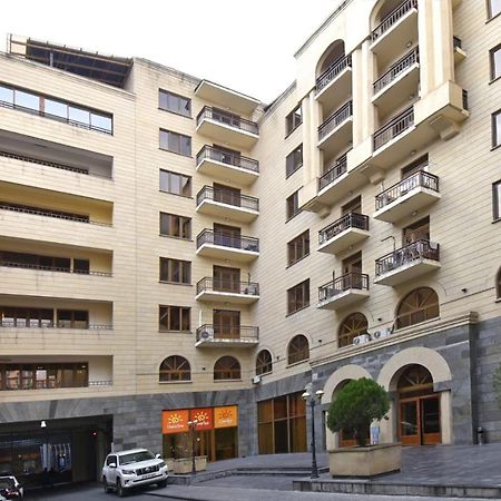 Byuzand7 New Building In Republic Square يريفان المظهر الخارجي الصورة